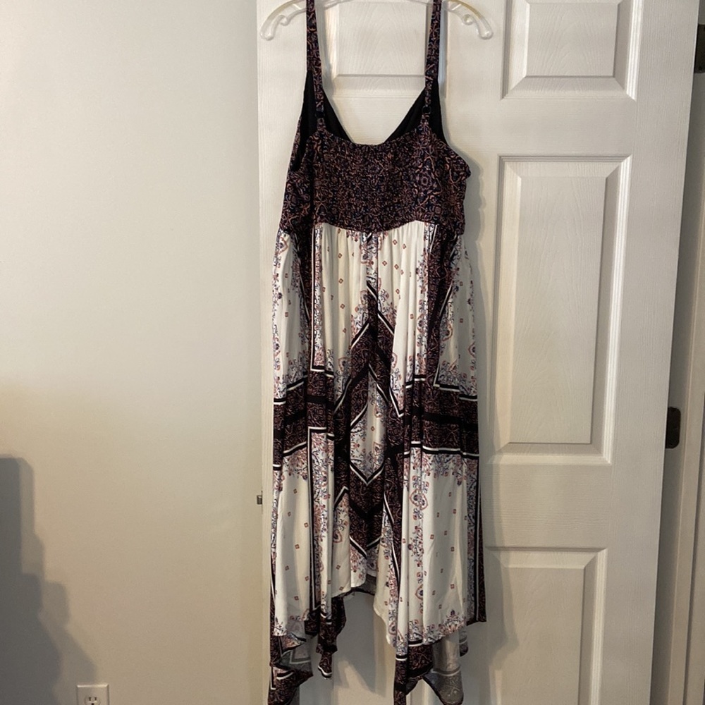 Torrid  Women Dress size 1 beautiful dress bust 40” brand new with tag - Picture 5 of 9
